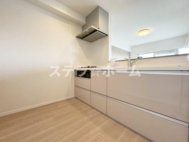 パラツィーナセシリア豊中のキッチン|コンパクトなキッチンで掃除もラクラク