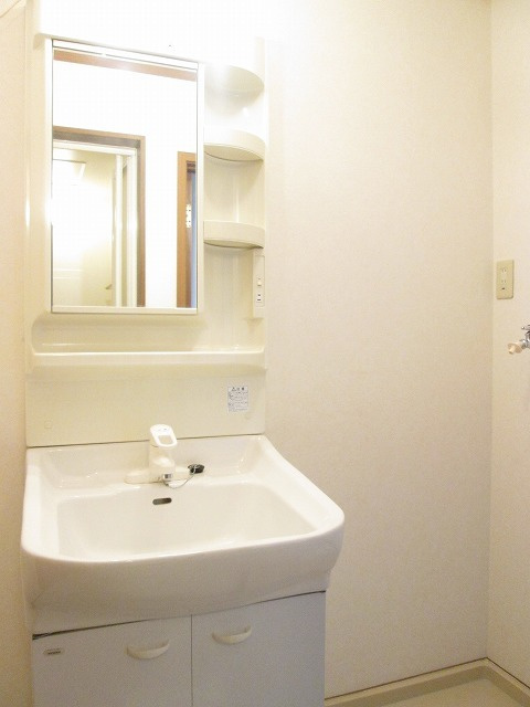 エクセレントヴィラ　Ａの洗面所|洗面所