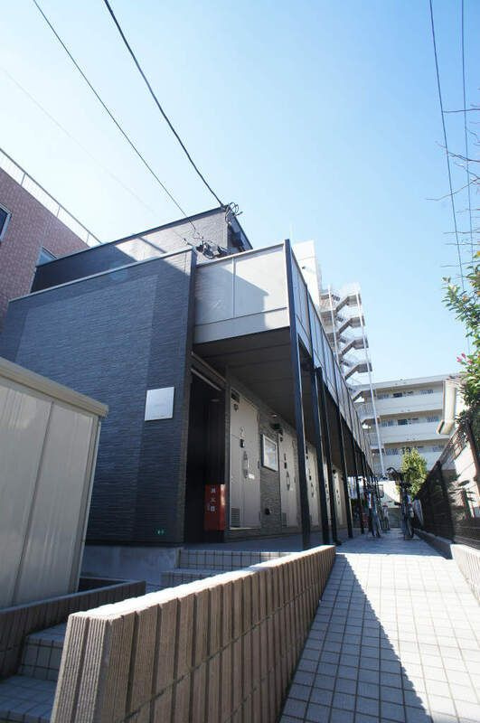 リブリ・レンテのエントランス