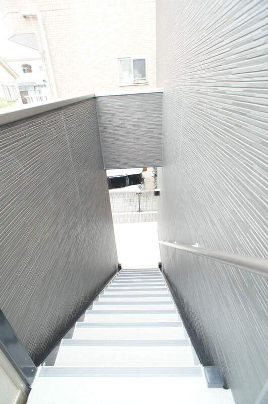 リブリ・レンテの設備