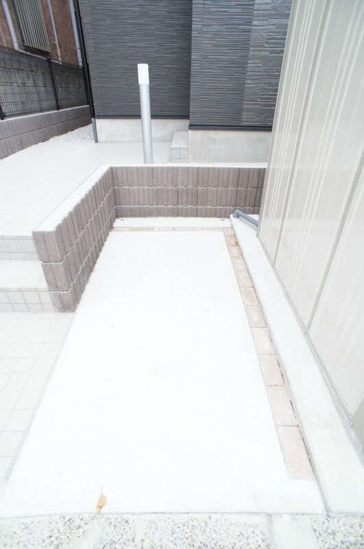 リブリ・レンテの設備