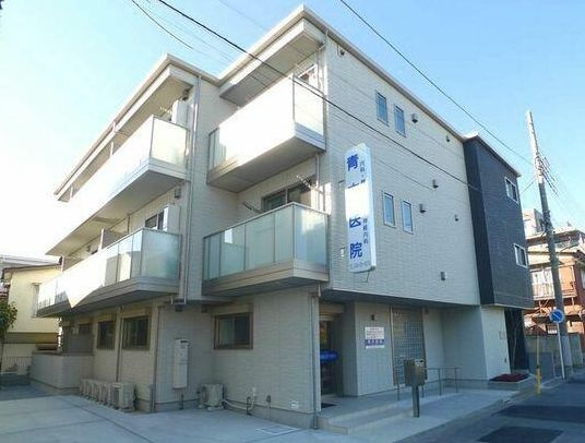 アルフラット西青木の外観