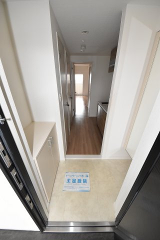 レオンコンフォート難波南の玄関