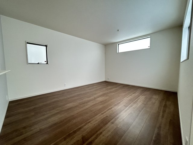 LG八重瀬町具志頭〈３号棟〉の居間・リビング