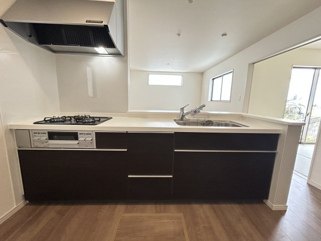 LG八重瀬町具志頭〈３号棟〉のキッチン