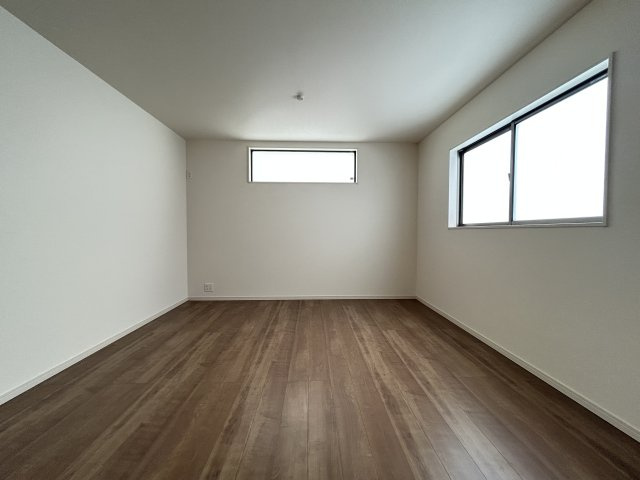 LG八重瀬町具志頭〈３号棟〉の居間・リビング