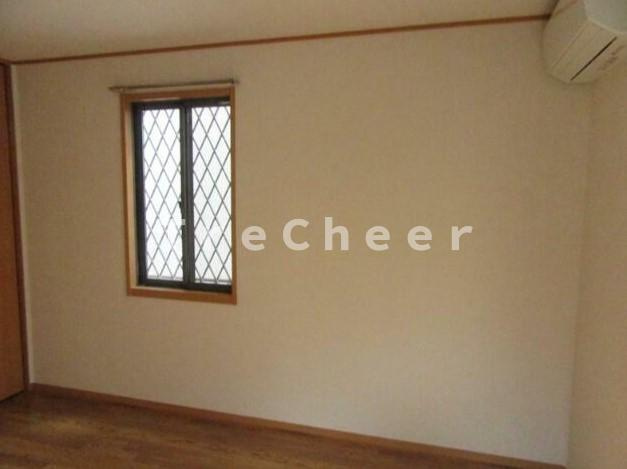 コンフォール千駄木の洋室