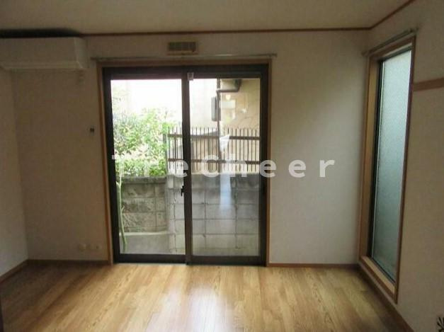 コンフォール千駄木の寝室