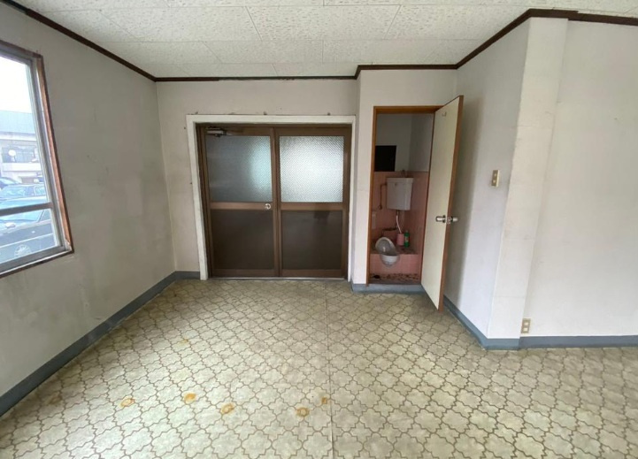 大阪市東淀川区井高野２丁目の倉庫