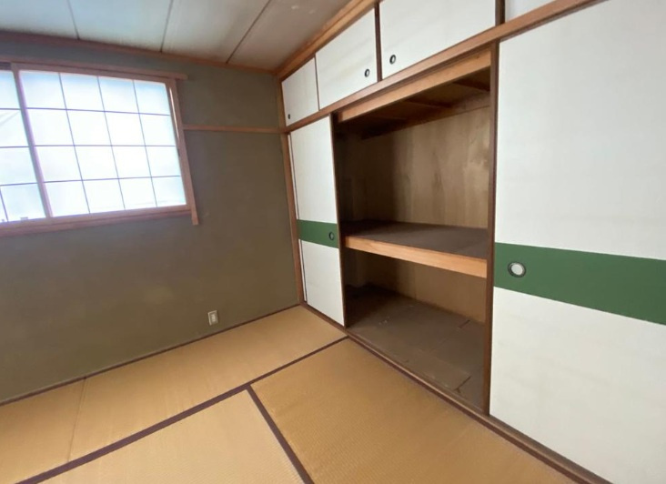 大阪市東淀川区井高野２丁目の倉庫