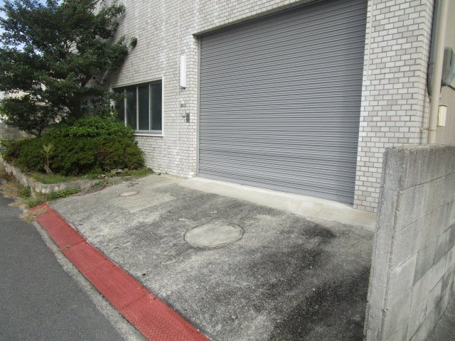 大阪市東淀川区井高野２丁目の倉庫