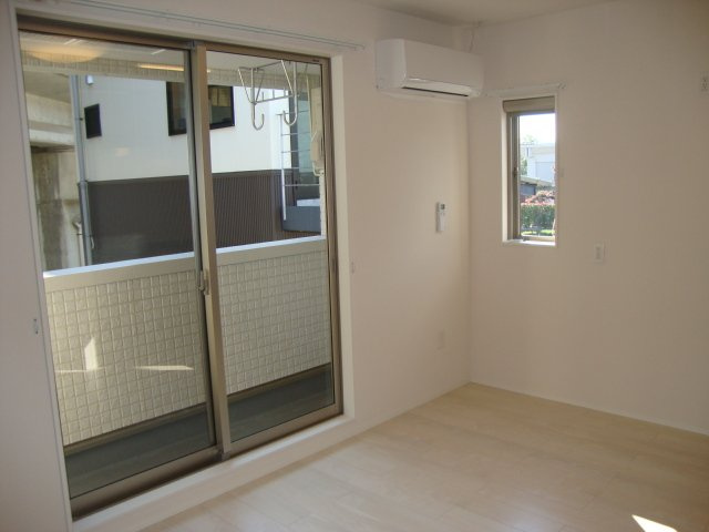 ローズテラスの居間・リビング|ダイニング