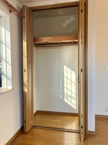 下瀬谷戸建の収納