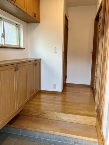 下瀬谷戸建のロビー