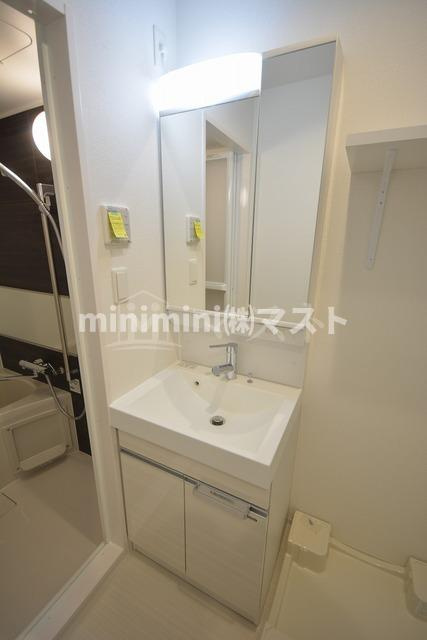 LC天王寺東の洗面所