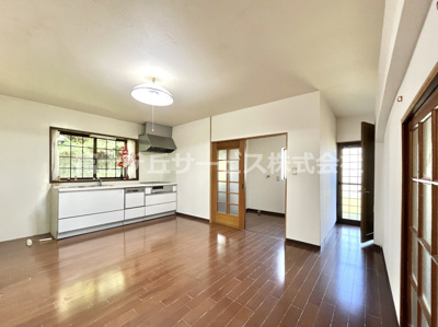 【キッチン】 | 掛川市安養寺 店舗にオススメな古民家物件 | リフォーム済みのダイニングキッチン