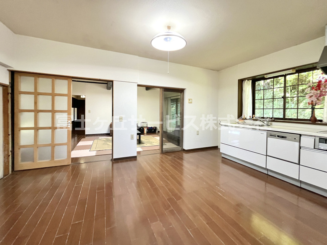 【ダイニング】 | 掛川市安養寺 店舗にオススメな古民家物件 | 10帖の広さがあります