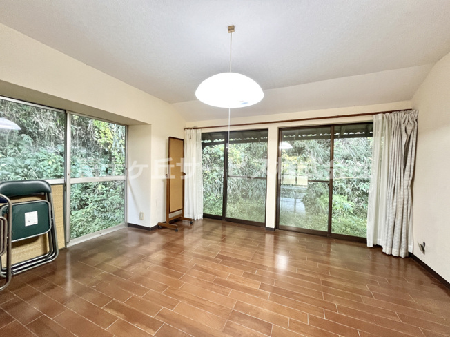 【子供部屋】 | 掛川市安養寺 店舗にオススメな古民家物件 | 6.5帖のお部屋は子供部屋におすすめです