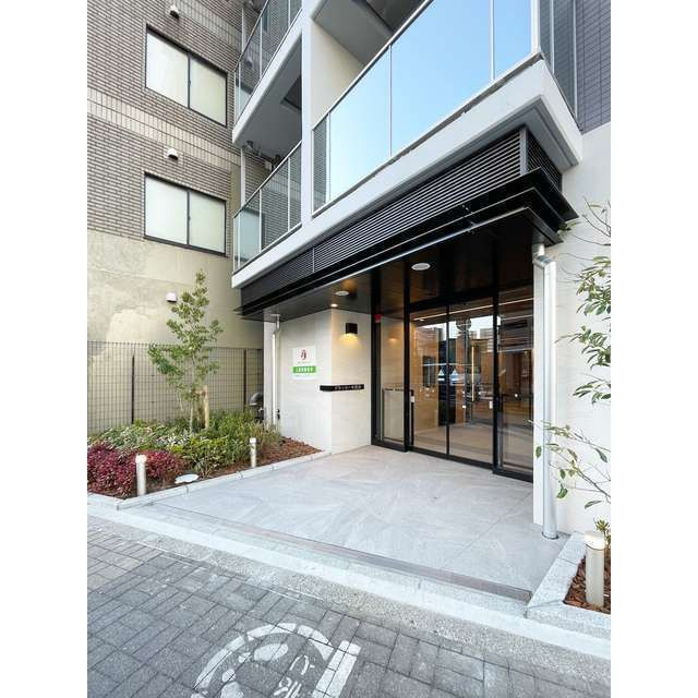 グランカーサ蔵前のエントランス