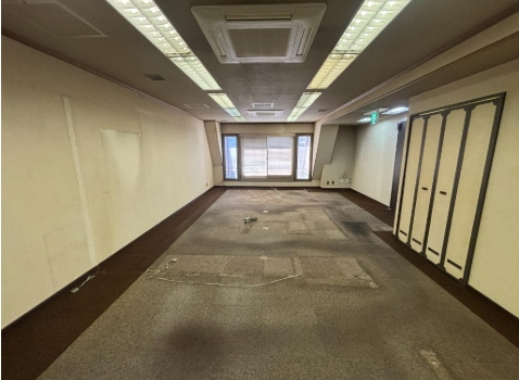 西天満ロイヤービルの内装