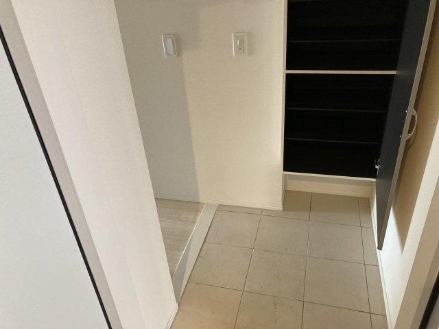 Canaan heim (カナンハイム）の玄関