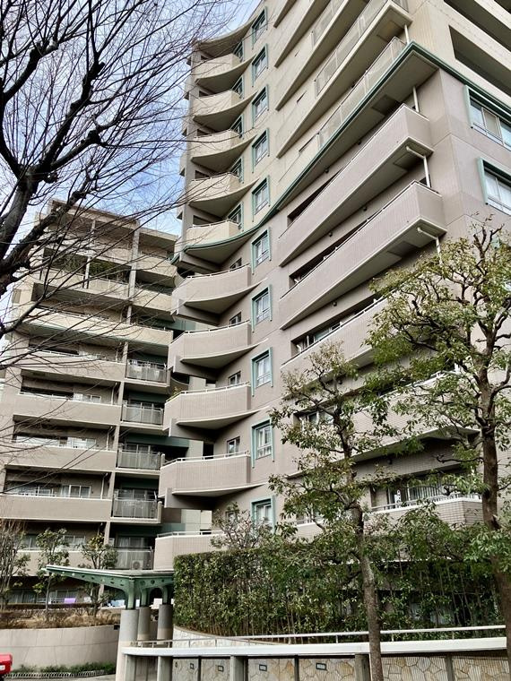 幡ヶ谷ハイムグランシスの外観