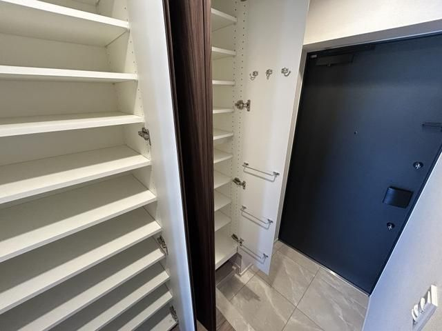 ルフォンプログレ上野御徒町の玄関