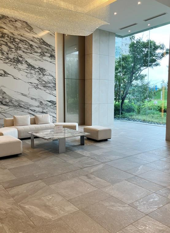 クレストプライムレジデンスパーク五番街のロビー