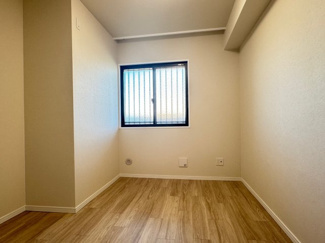 【洋室】 | ロイヤルシャトー浦和常盤