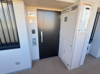 【玄関】 | ロイヤルシャトー浦和常盤