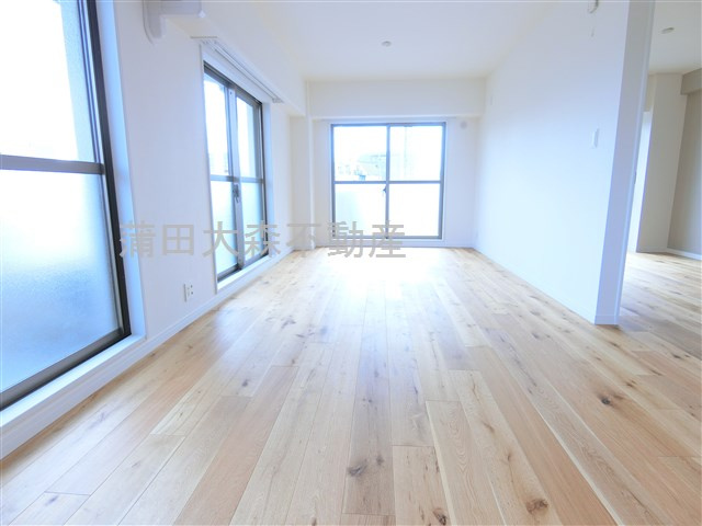 レジデンス多摩川西六郷の居間・リビング