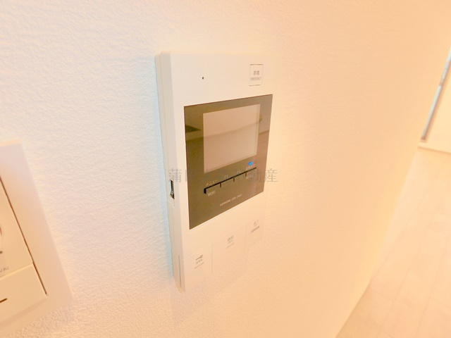 レジデンス多摩川西六郷の設備|モニター付きインターホン