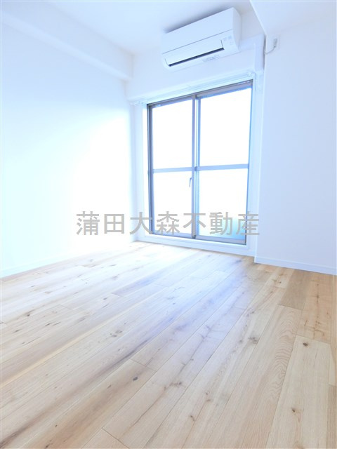 レジデンス多摩川西六郷の内装|玄関側洋室4.6帖