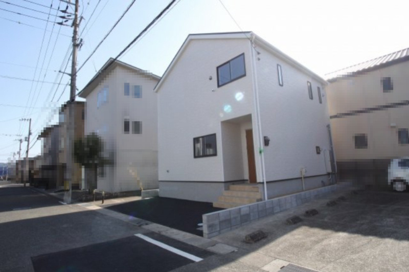 クレイドルガーデン高知市百石町　第一①号棟の外観パース|建物面積　95.16㎡　（約28.78坪）
1Ｆ　49.20㎡、2Ｆ　45.96㎡