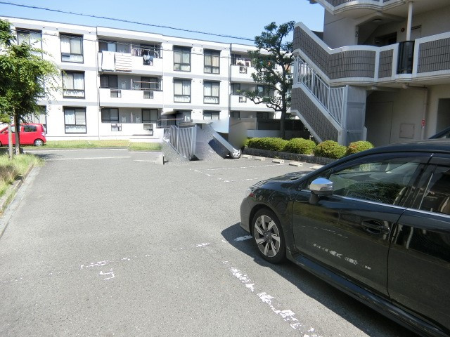 Dio花水木の周辺