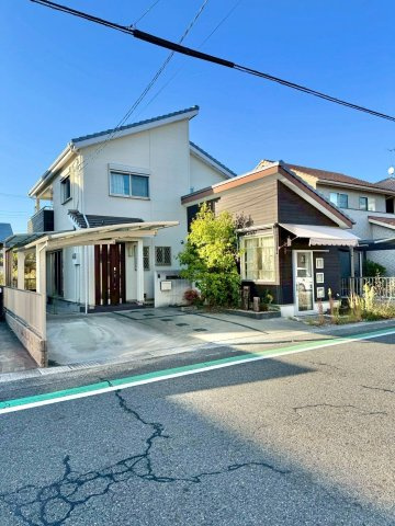 野洲市西河原　中古戸建ての外観