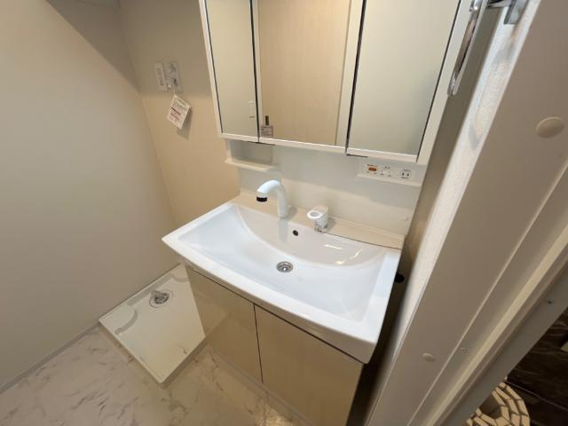 フリーダムファンの洗面所|洗髪洗面化粧台