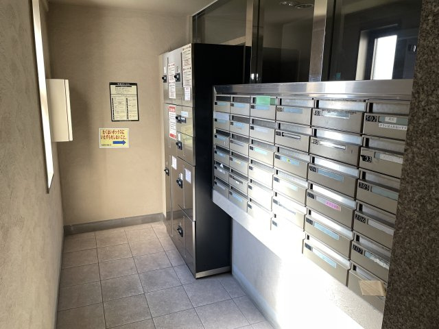 ビューフレア片町のその他共用部分|宅配ボックス