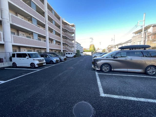 ビューフレア片町の駐車場