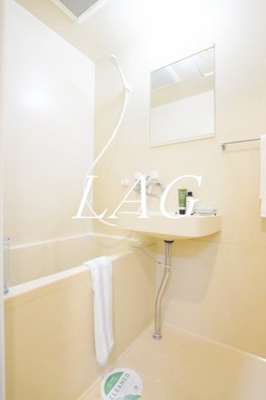 【浴室】 | リクレイシア西麻布Ⅰ番館 | お風呂です。