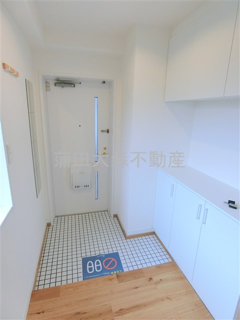 レジデンス多摩川西六郷の玄関