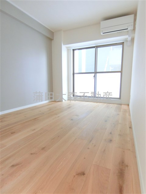 レジデンス多摩川西六郷の寝室|リビング側洋室5.7帖