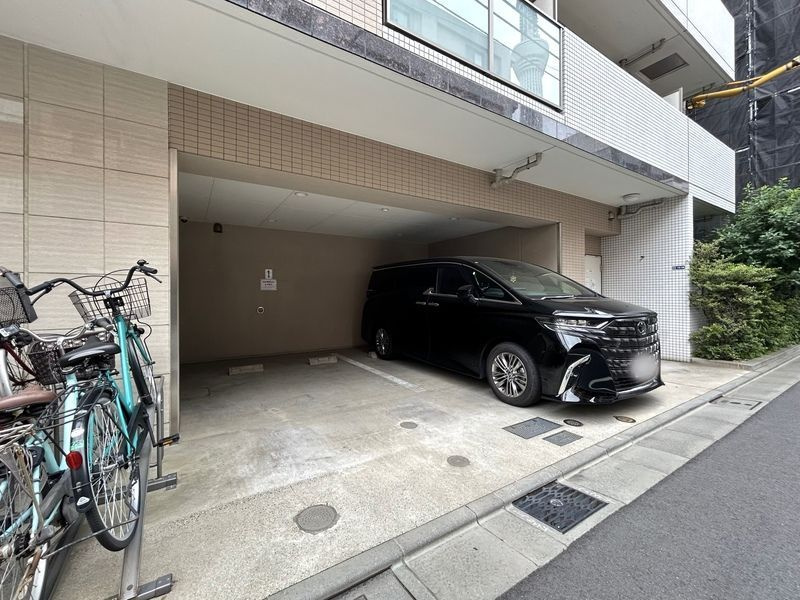 パティーナ本所吾妻橋の駐車場