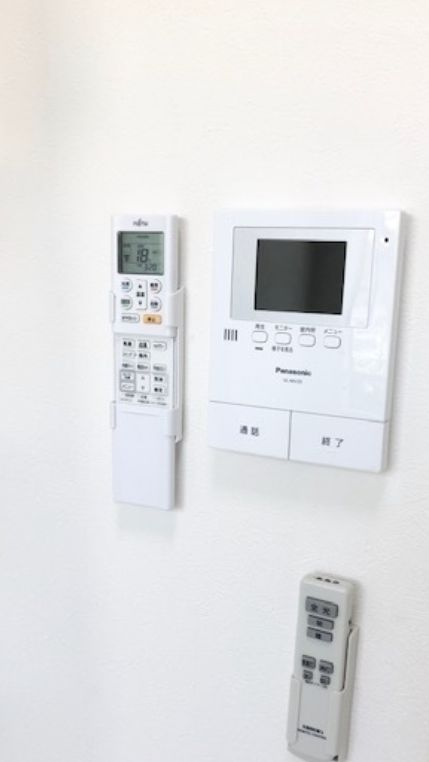 リヴィエール明大前のセキュリティ|TVモニター付オートロック★(同一仕様写真）