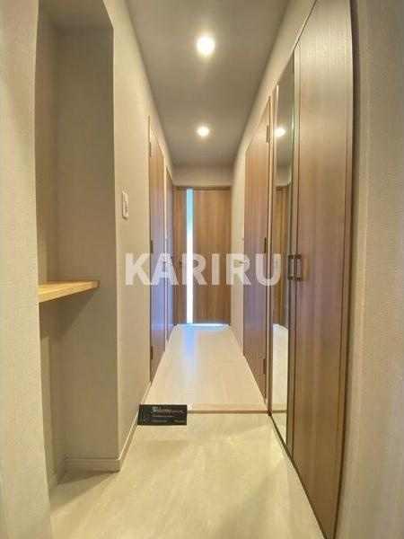 スプランディッド新大阪EASTの玄関|きれいな玄関です