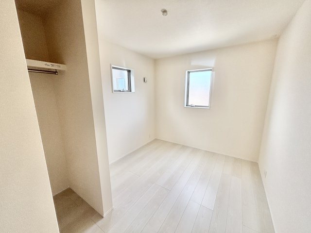 【仲介手数料無料／津島市】津島市宮川町2丁目　リーブルガーデン　新築戸建　3号棟の洋室