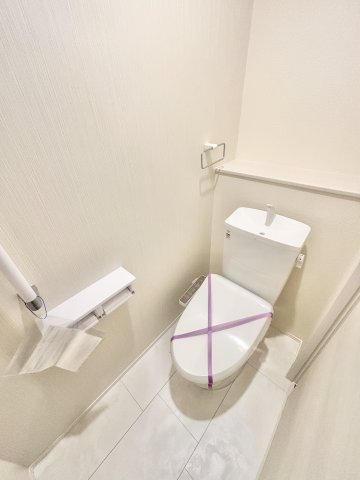 【仲介手数料無料／津島市】津島市宮川町2丁目　リーブルガーデン　新築戸建　3号棟のトイレ