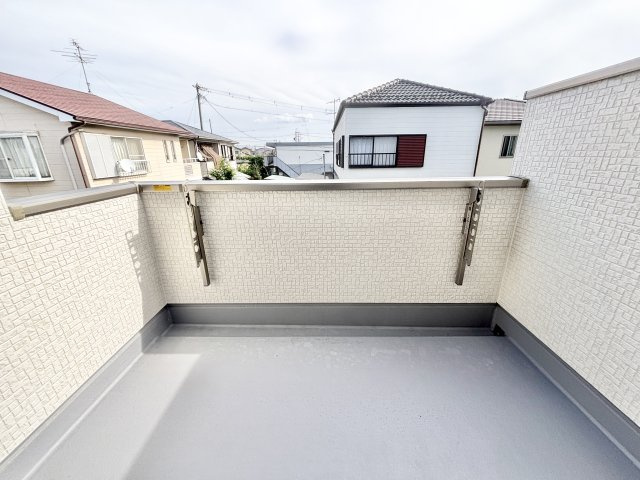 【仲介手数料無料／津島市】津島市宮川町2丁目　リーブルガーデン　新築戸建　3号棟のバルコニー