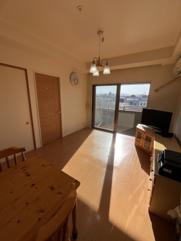 サーパス熊谷駅前の居間・リビング