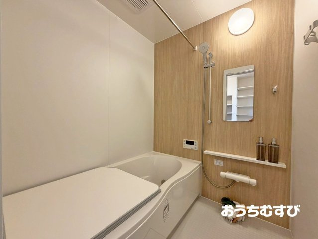 春日井市小木田町(全2棟)A区画の浴室